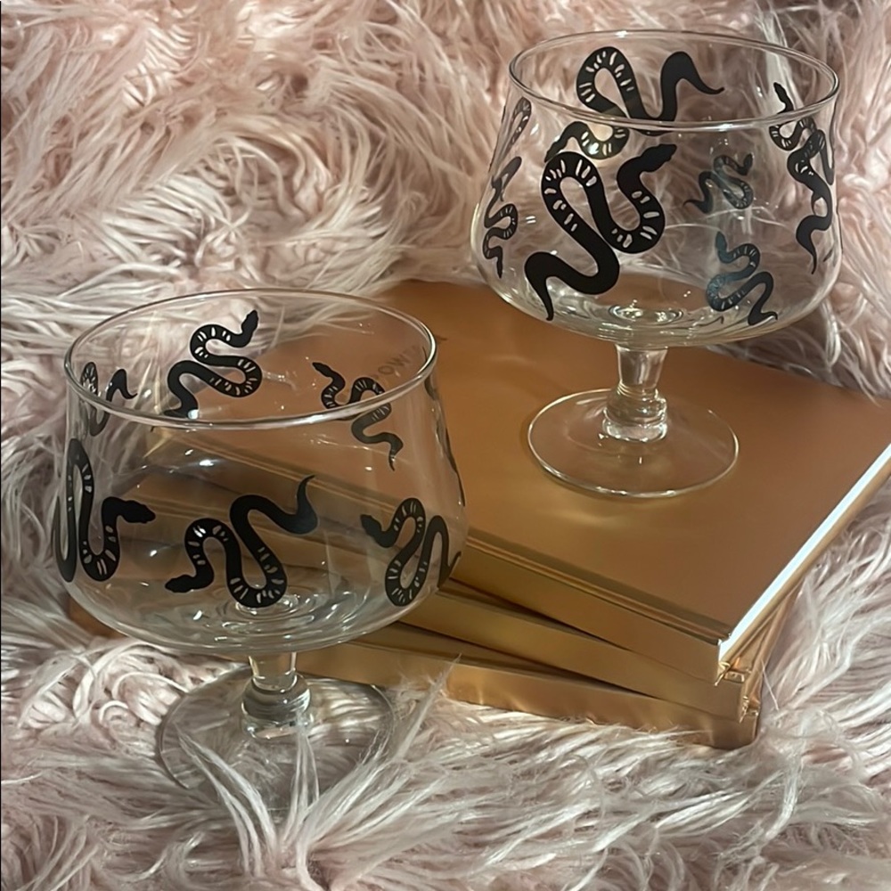 Snake whisky glass set